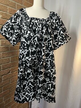 Free Assembly Black White Abstract Tunic Dress Mini Dress A-Line Pockets Large